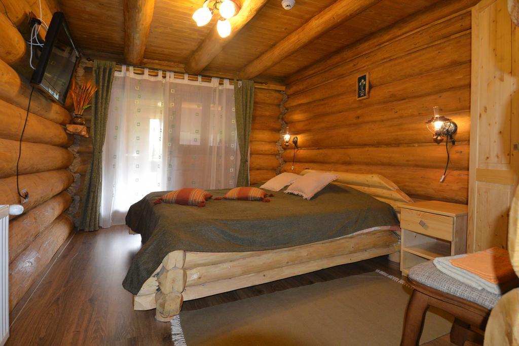 Vadul Lupilor Hotel Моисей Екстериор снимка