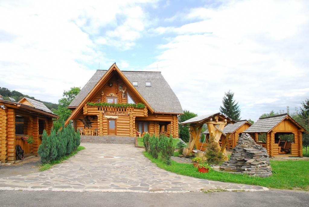 Vadul Lupilor Hotel Моисей Екстериор снимка