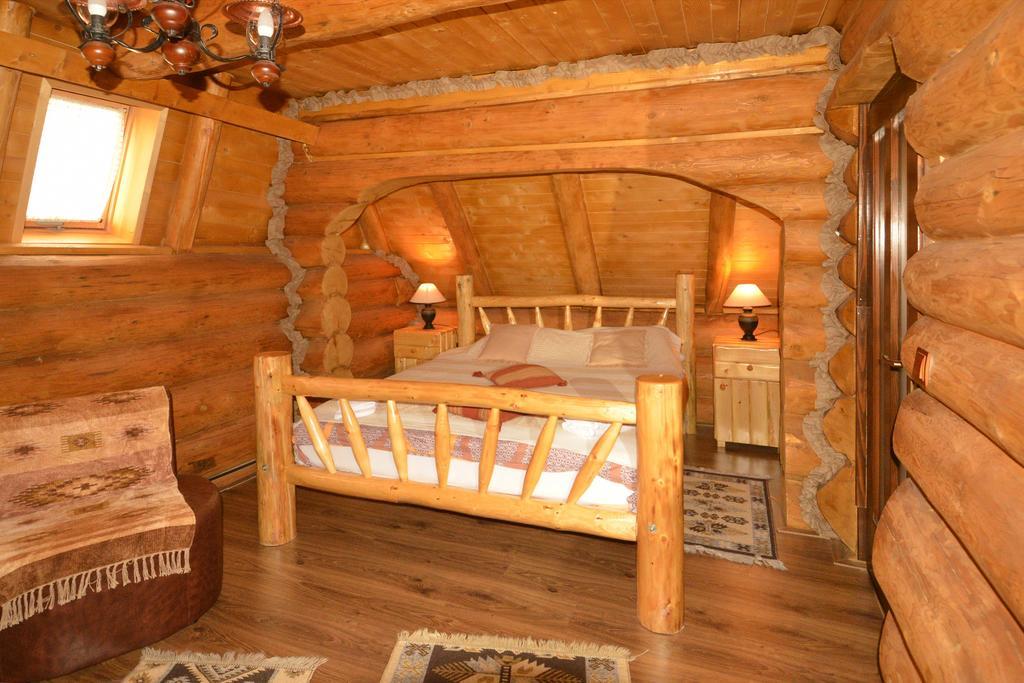 Vadul Lupilor Hotel Моисей Екстериор снимка